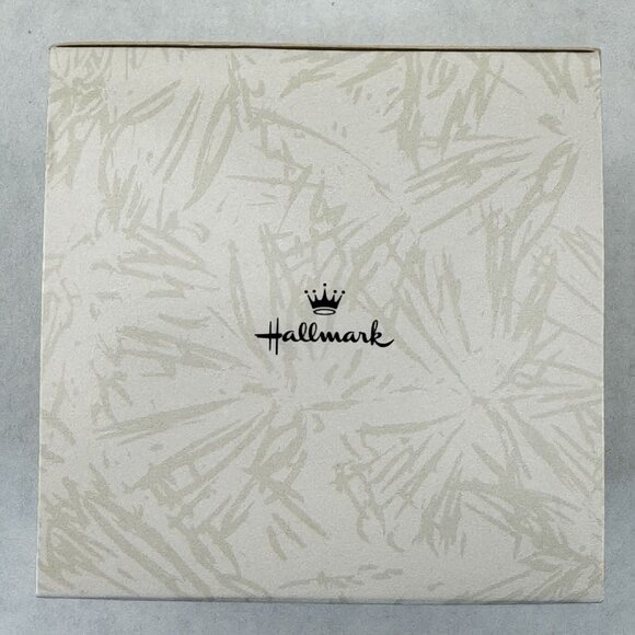 Vintage 1994 Hallmark Holiday Barbie Keepsake Ornament Second Edition Gold - Picture 15 of 16